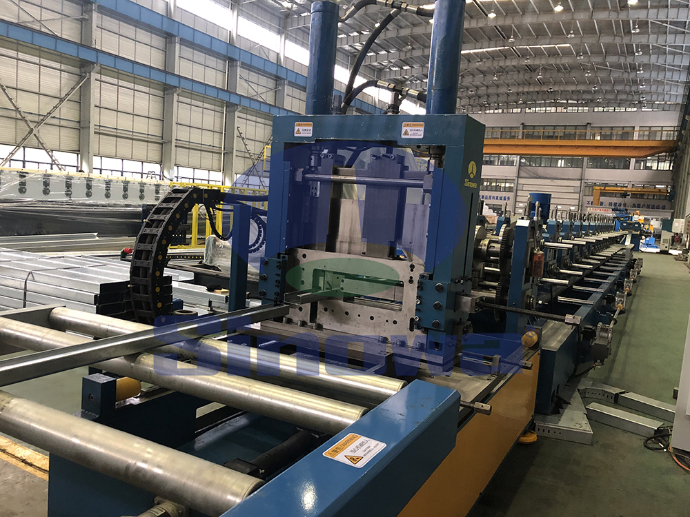 Purline roll forming machine